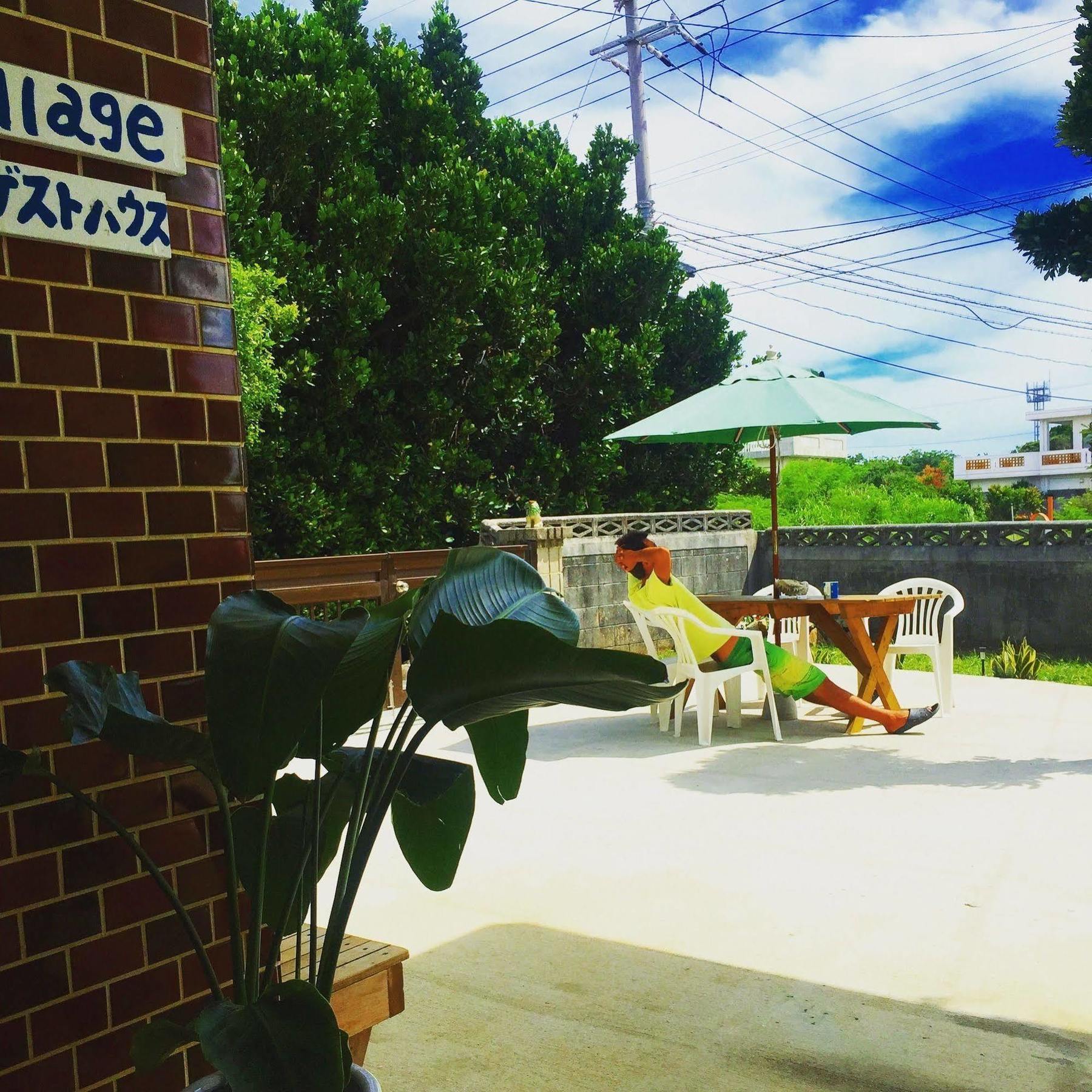 Guesthouse Seagull Village Motobu Dış mekan fotoğraf